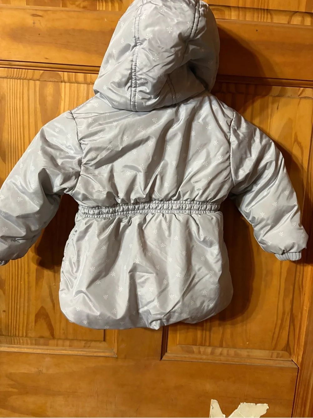 Old Navy Girls' Light Gray Hooded Puffer Coat with Sherpa Lining